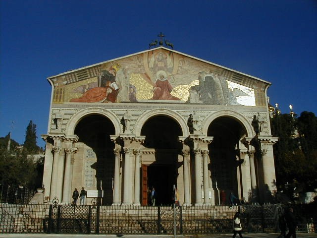 「憂苦大殿」(Basilica of the Agony)